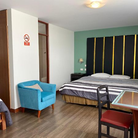 Venecia Hotel Carrion Trujillo Exterior photo