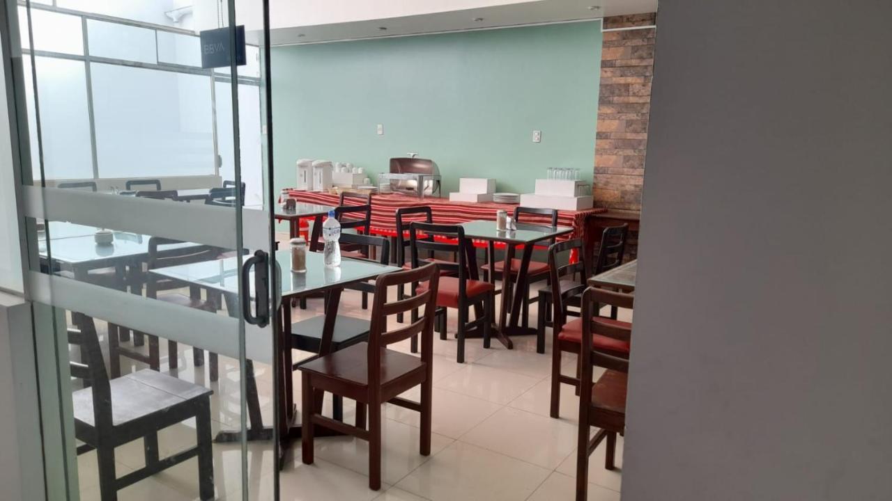 Venecia Hotel Carrion Trujillo Exterior photo