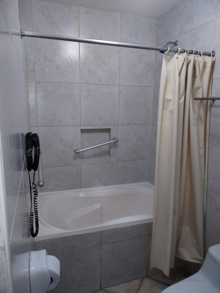 Venecia Hotel Carrion Trujillo Exterior photo